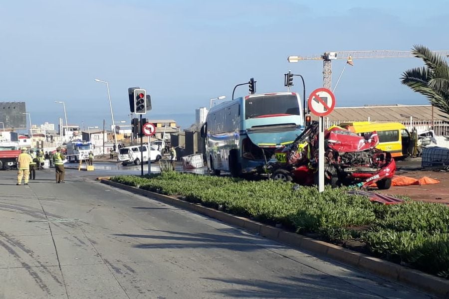 Un Fallecido Y Lesionados Tras Grave Accidente Vehicular En