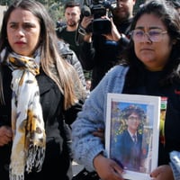 Madre de conscripto Franco Vargas agradece que investigación de la muerte de su hijo durante marcha en Putre quede en la justicia civil