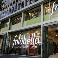 Fitch: resultados de Falabella podrían mejorar su perfil crediticio 