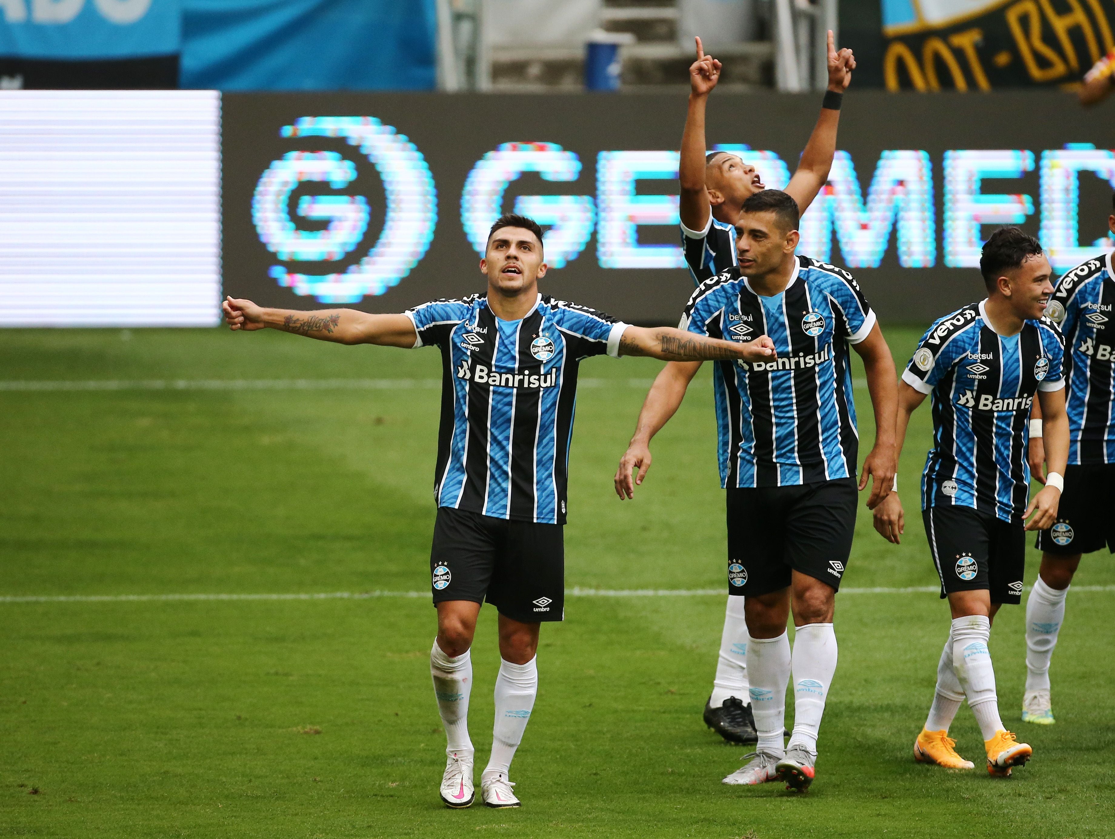 Brasileiro Championship - Gremio v Vasco da Gama