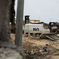 Tanques israelíes atacan zona de evacuación al oeste de Rafah