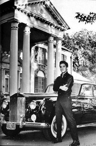 graceland-1960-1-393x600.jpg