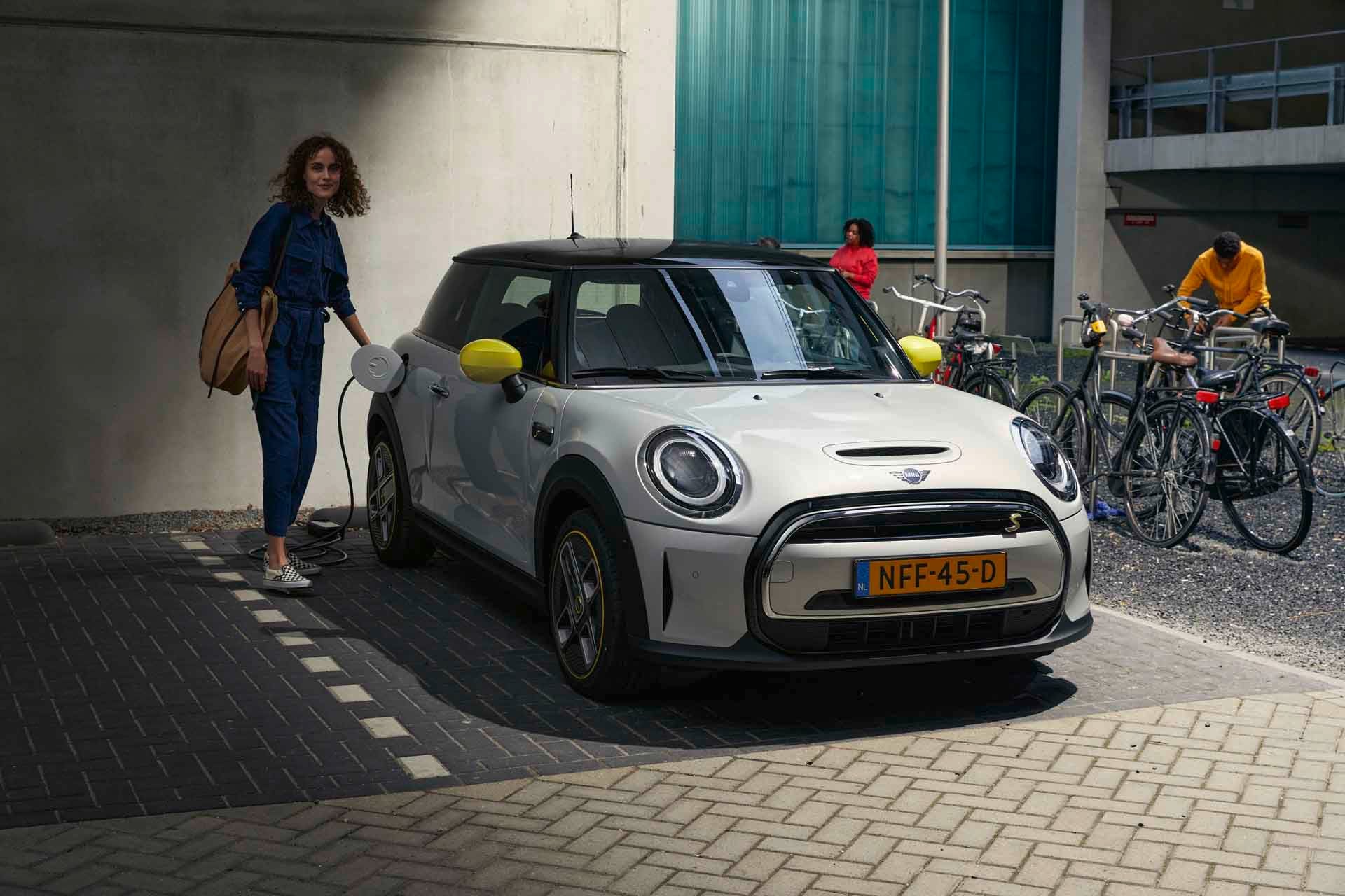 MINI eléctrico