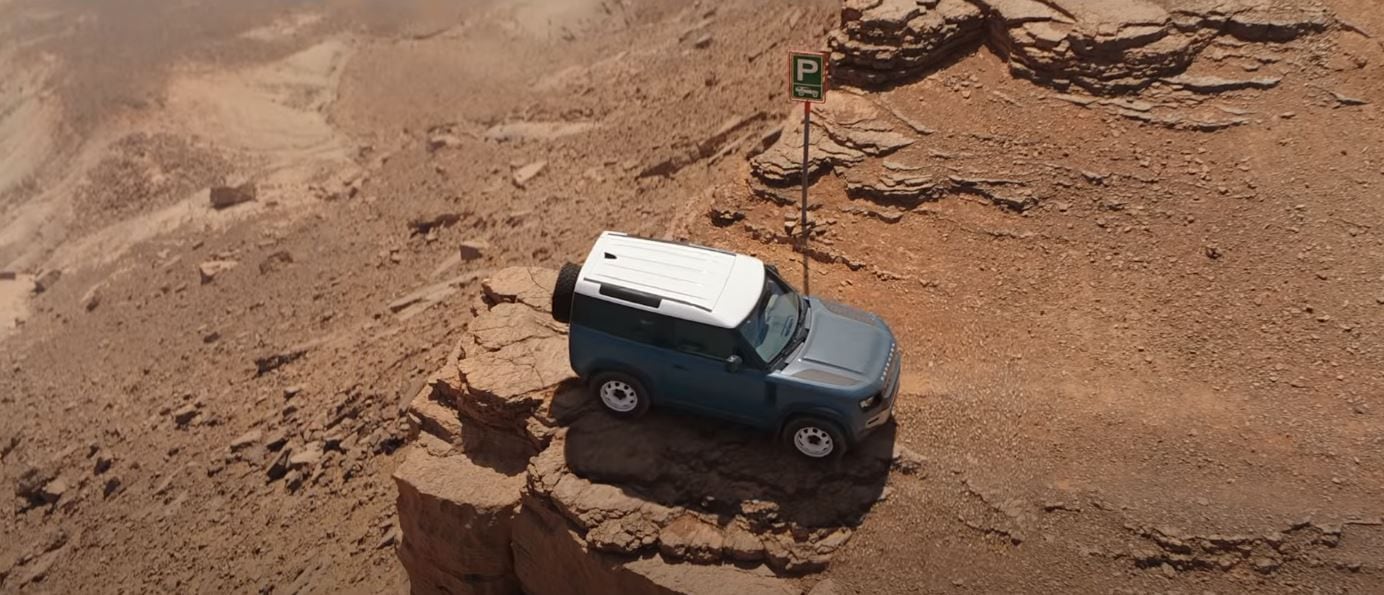 Spot Land Rover Defender