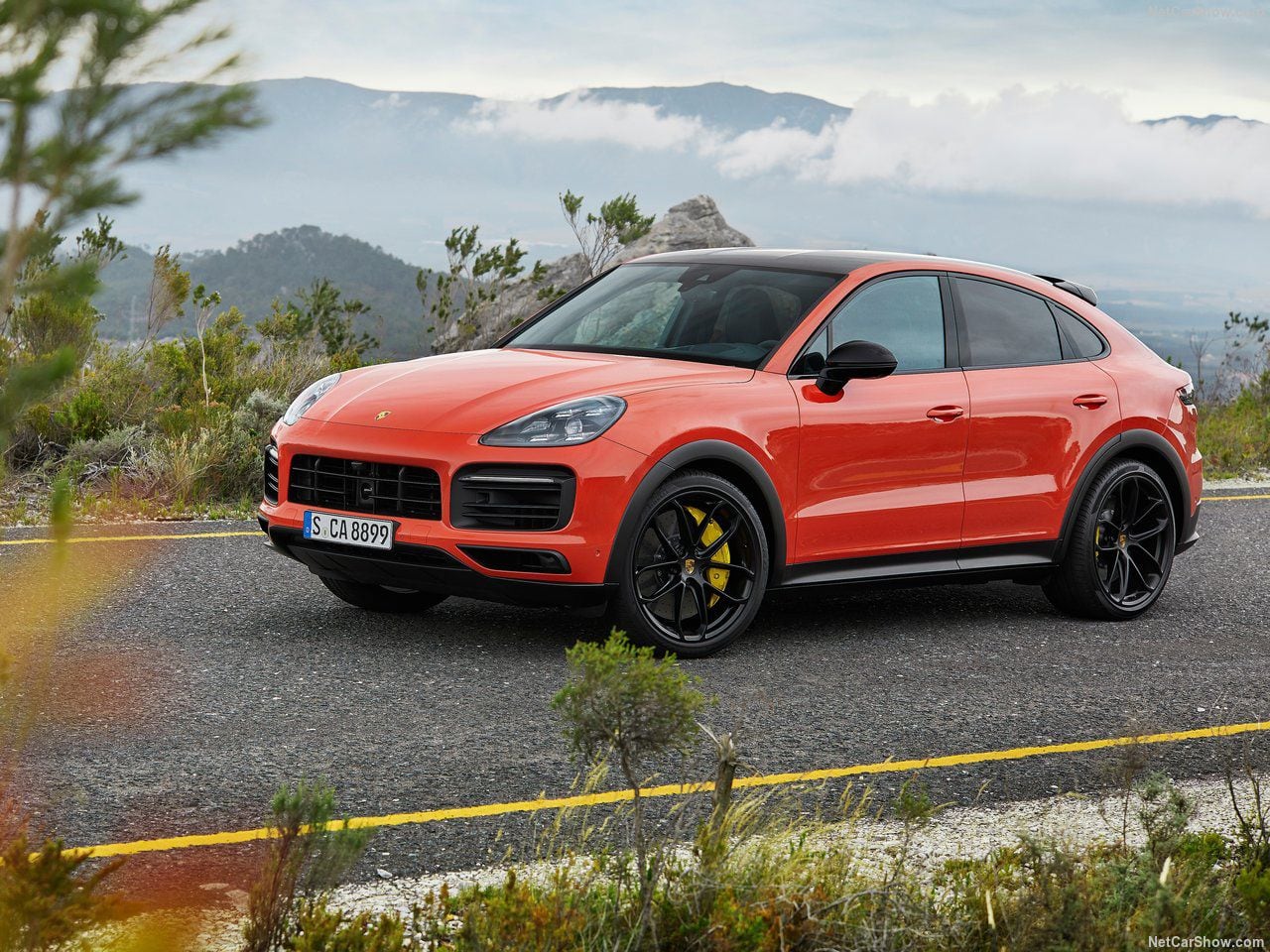 Porsche-Cayenne_Coupe-2020-1280-01.jpg