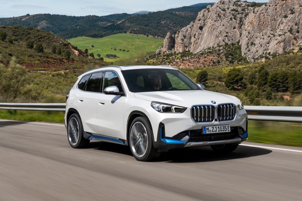 BMW pone a la venta en Chile el eléctrico iX1