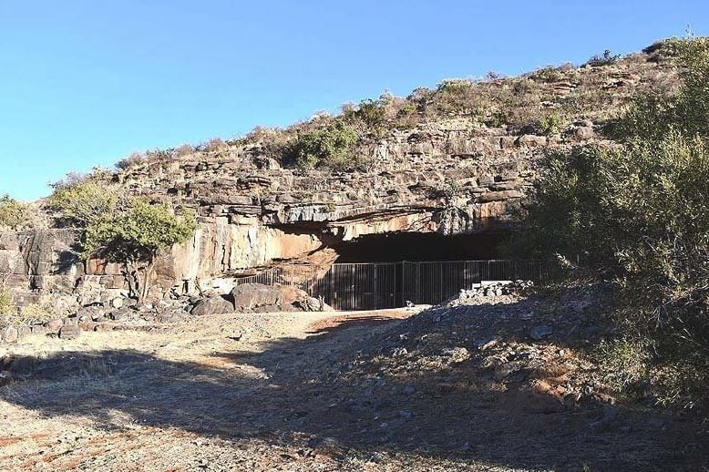 Ciencia.-Más pruebas confirman la cueva habitada más antigua del mundo