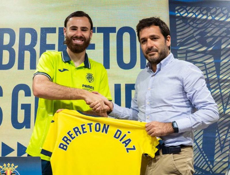Villarreal presentó de forma oficial a Ben Brereton como refuerzo.