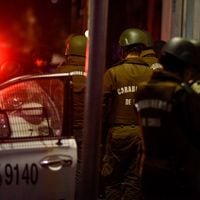 Hieren a bala a conductor tras intento de encerrona en el centro de Santiago