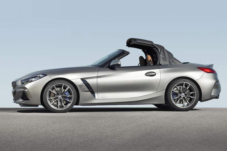 BMW-Z4-7-900x600.jpg