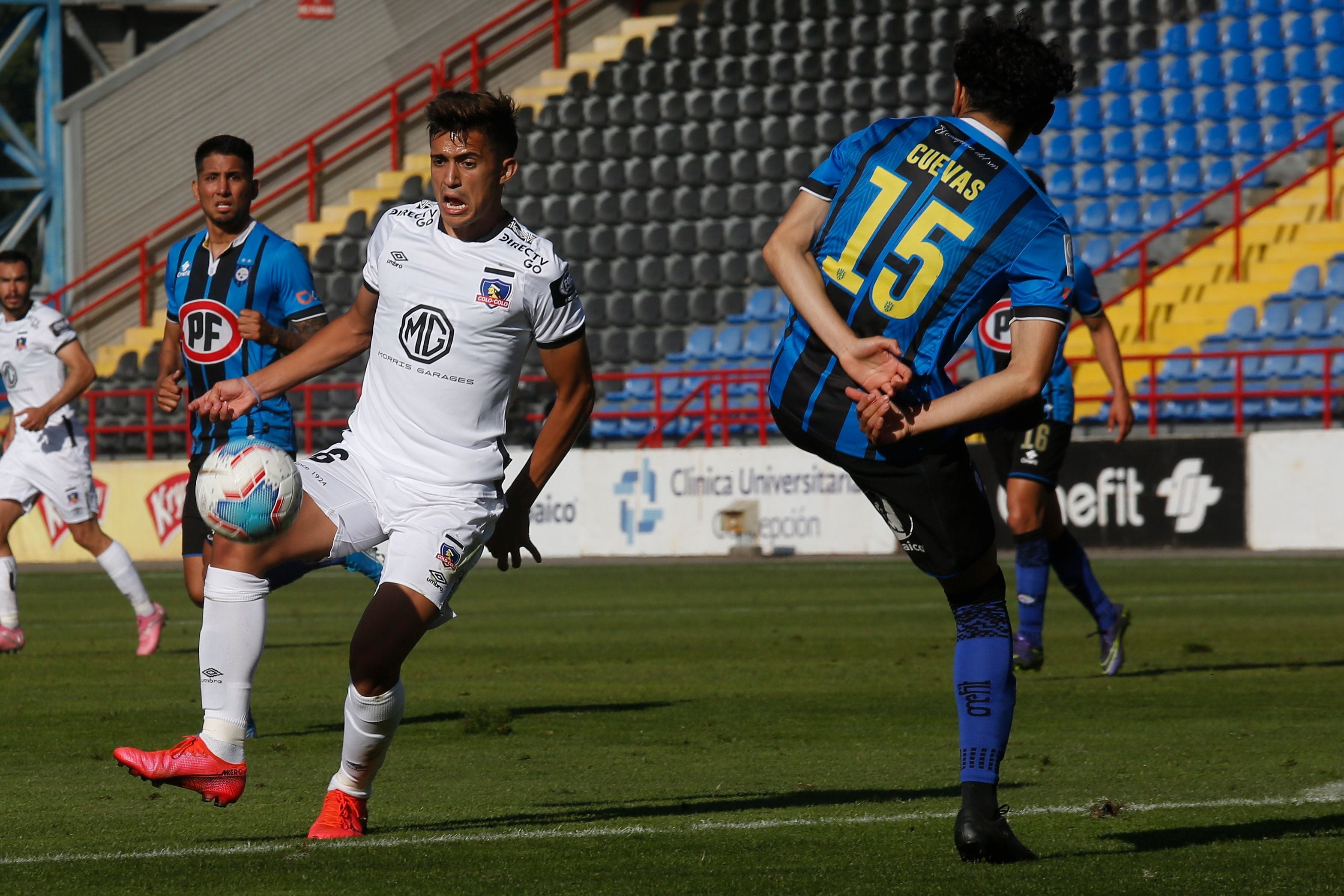 Hace 17 Duelos Y 16 Anos Que Huachipato No Supera A Colo Colo En El Sur La Tercera