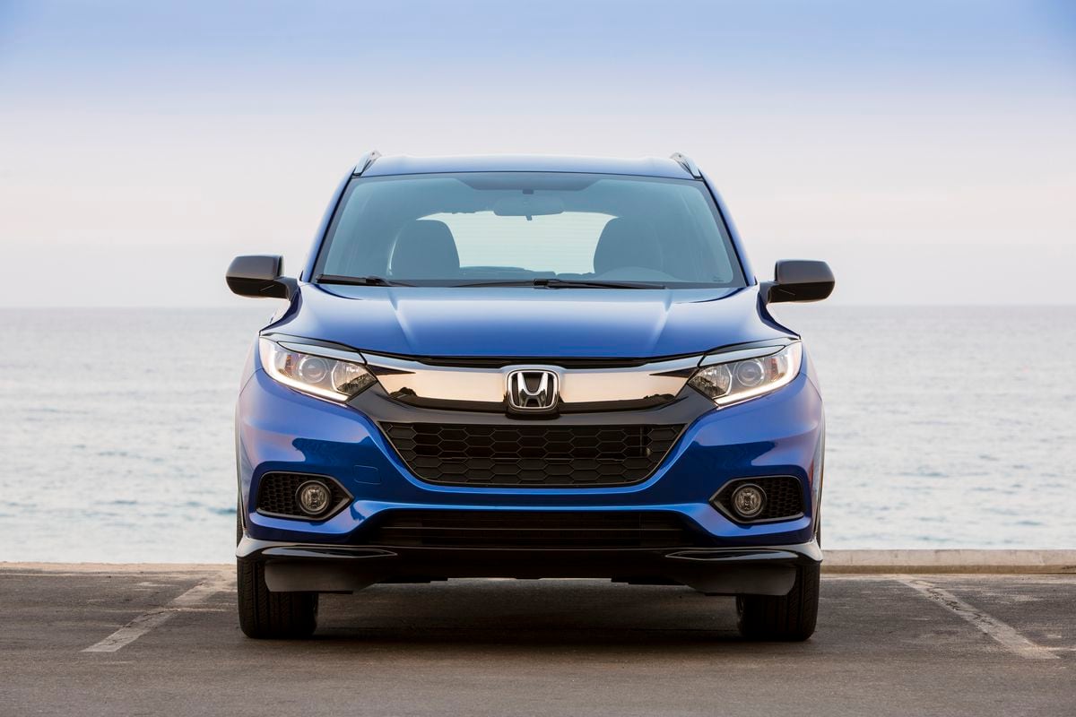 2019_Honda_HR_V_Sport_014.jpg