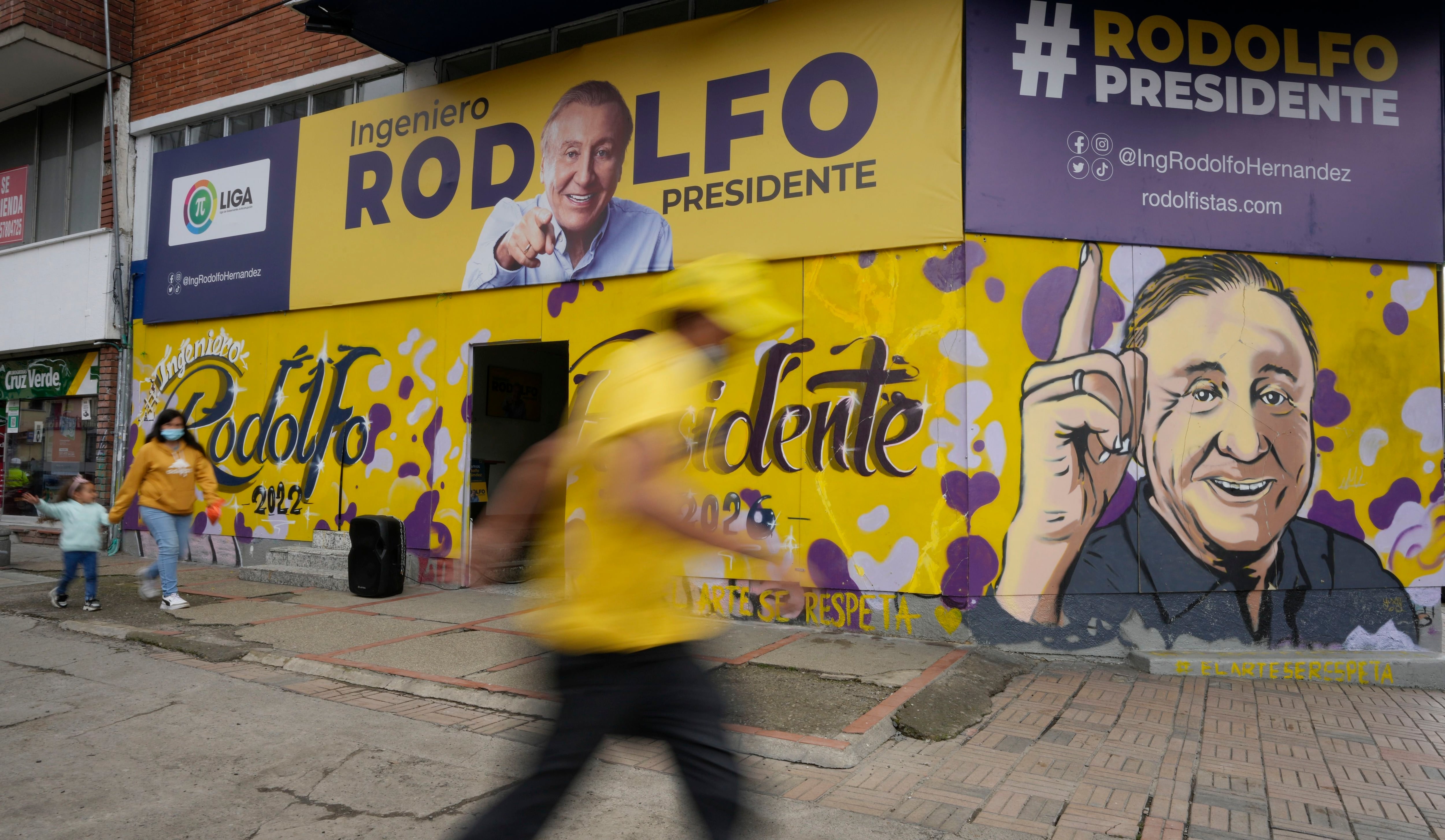 Mural del candidato Rodolfo Hernández en Bogotá. Foto: AP.