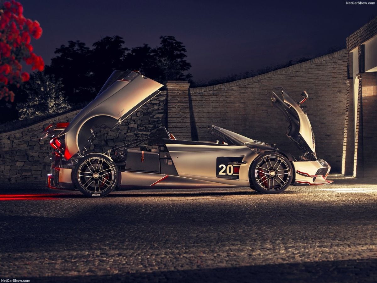 Pagani-Huayra_Roadster_BC-2020-1600-07.jpg