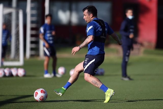 Gary Medel entrena con la selección chilena, en Juan Pinto Durán, de cara al partido amistoso ante Bolivia, que será el debut de Martín Lasarte como nuevo técnico de la Roja.