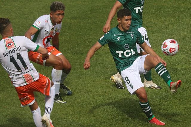 Santiago Wanderers frente a Cobresal. 