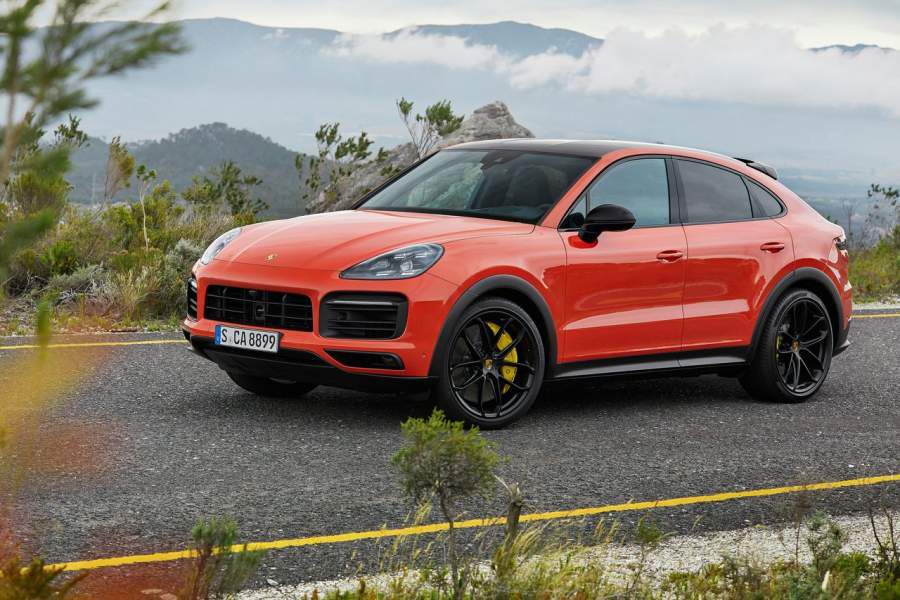 Porsche-Cayenne_Coupe-2020-1280-01-900x600.jpg