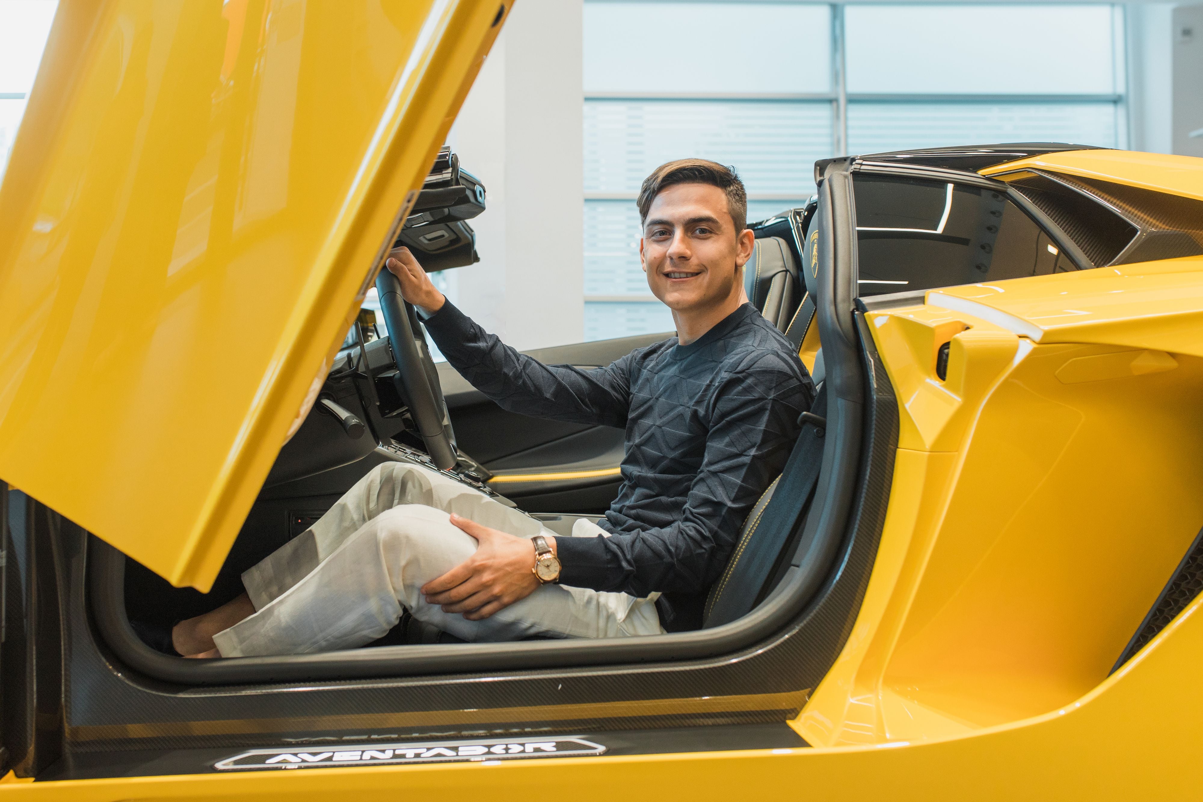 Paulo Dybala Lamborghini Aventador S