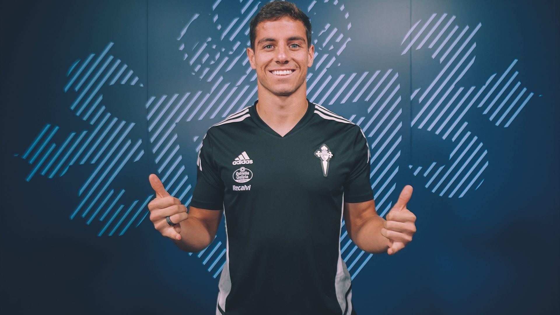 Clemente Montes partió a préstamo al Celta B de España.