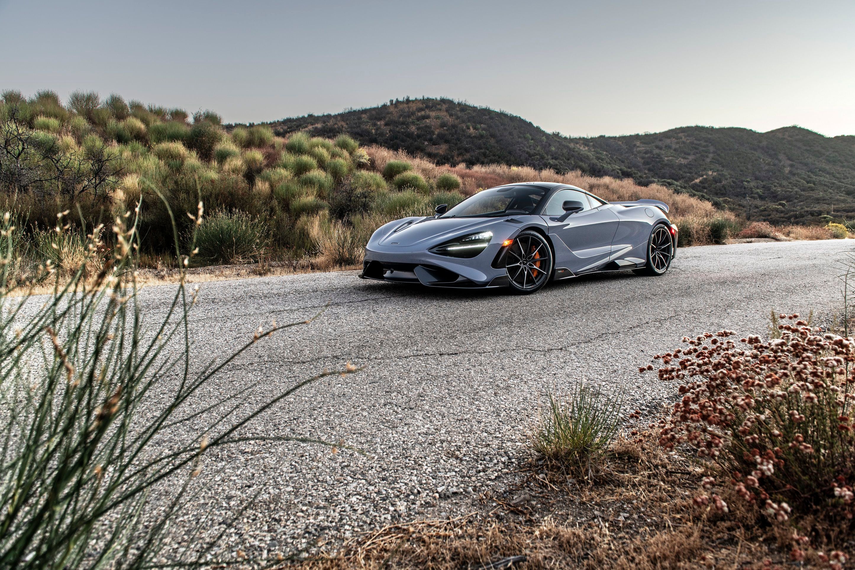 McLaren 765LT