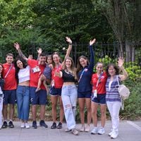 Una sorpresa para el Team Chile: cinco deportistas reciben la visita de su familia antes de debutar en los Juegos Olímpicos