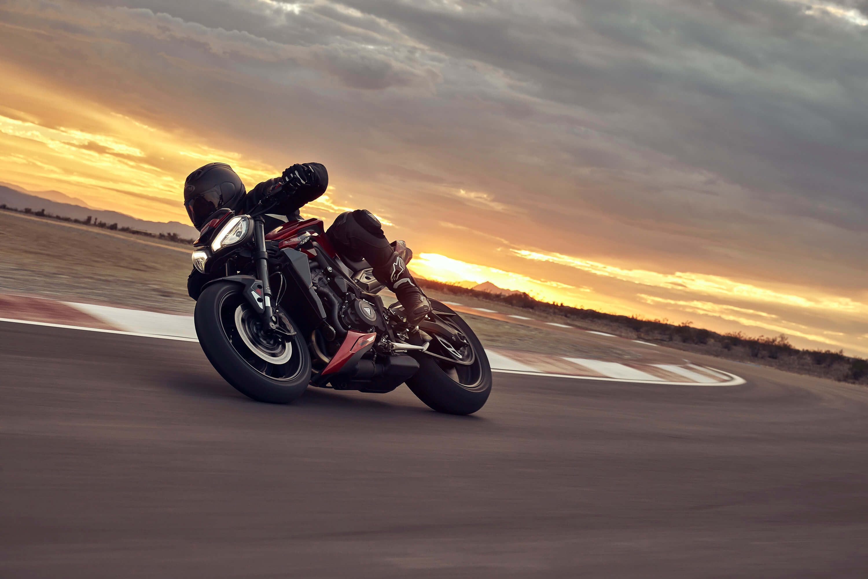 Triumph Street Triple R y RS