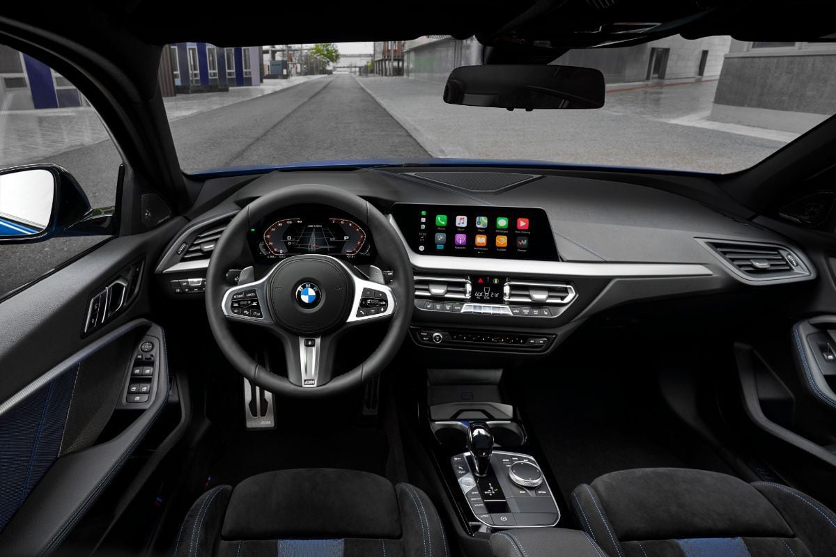 P90349591_highRes_the-all-new-bmw-1-se.jpg