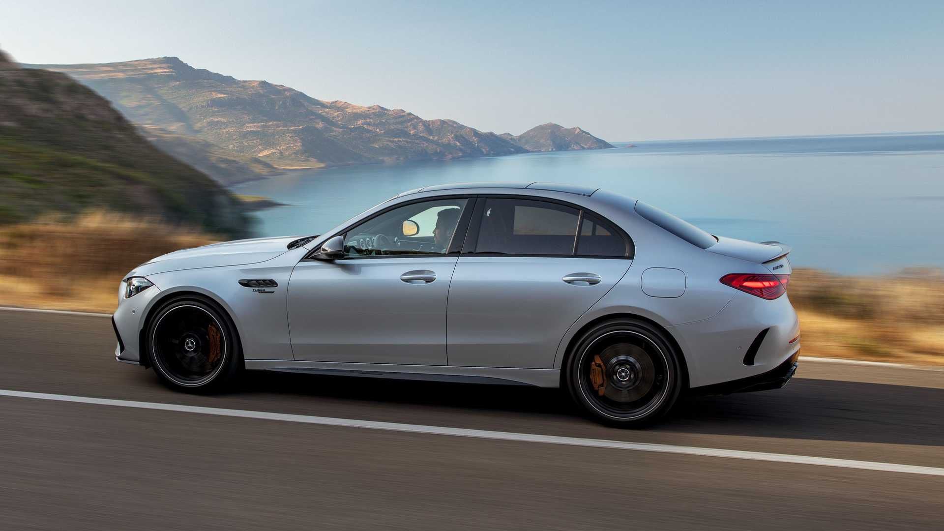 Mercedes-AMG C 63 S E Performance