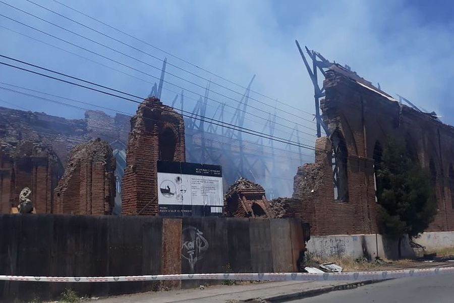 Incendio en Iglesia San Francisco de Curicó deja graves ...