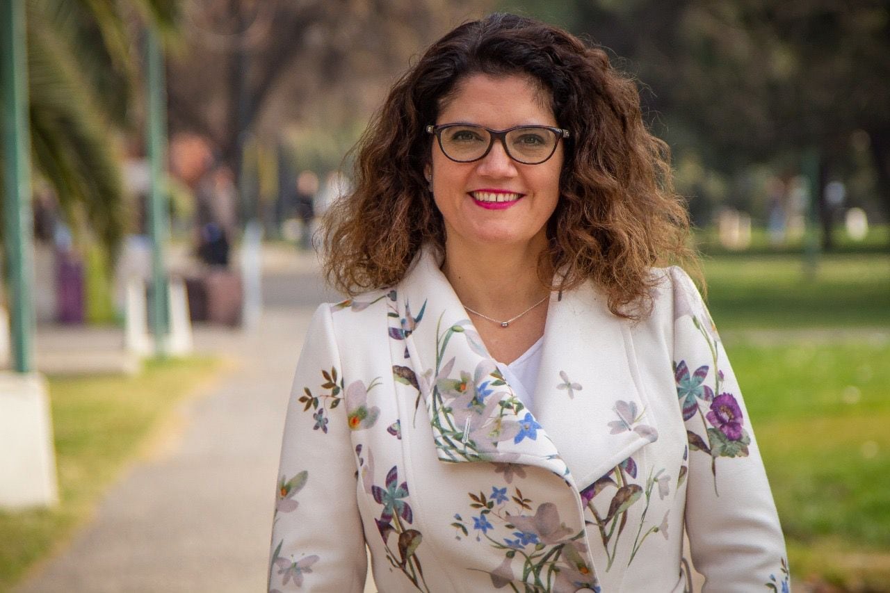 Lee también en Qué Pasa: “Ingeniería dejó de ser una carrera de hombres”: Loreto Valenzuela es electa decana de Ingeniería UC, la primera mujer en 130 años