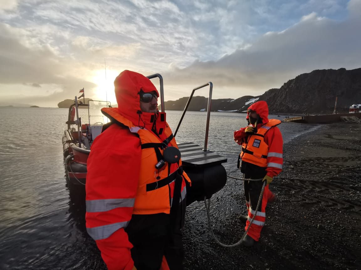 Bitácora de un científico en la Antártica: Aquí, allí y en todas partes