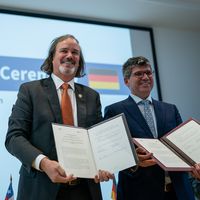 Corfo, Siderúrgica Huachipato, BMWK y SMS firman acuerdo para producción de acero verde en Chile