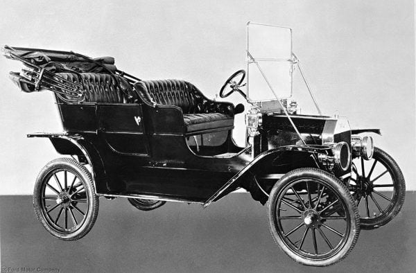 1908_Model_T-600x394.jpg