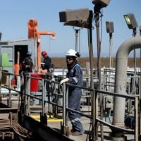 Sindicato petrolero de Argentina anuncia huelga por mejoras salariales: afectará producción de Vaca Muerta