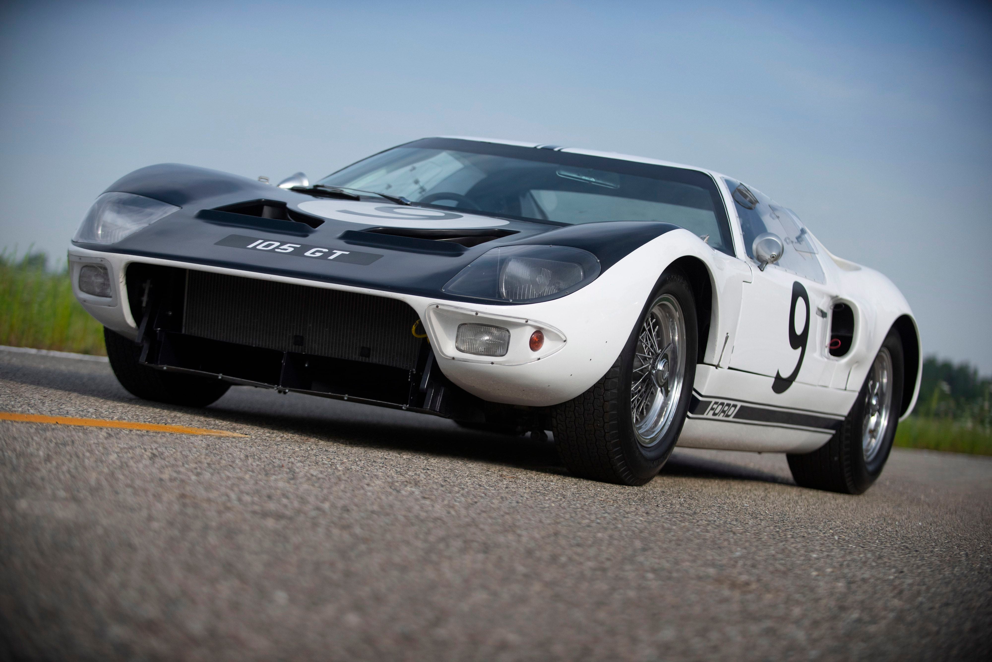 Ford GT