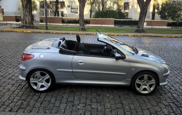 Peugeot 206 CC 2003