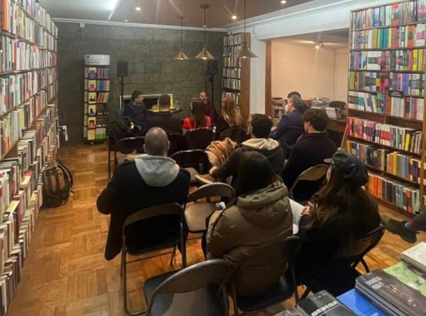 Bruno Bimbi en librería Catalonia.