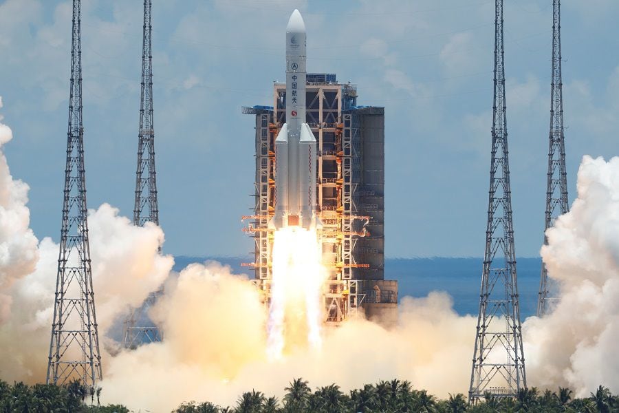 Long March 5 Y-4 rocket carrying unmanned Mars probe of Tianwen-1 mission takes off in Wenchang