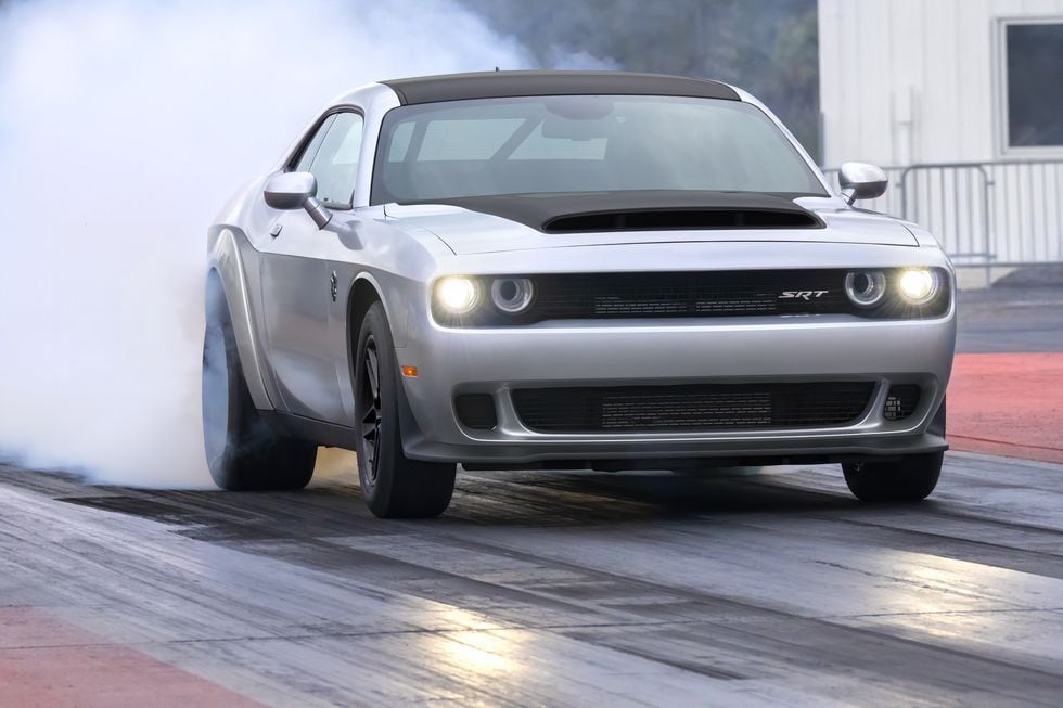 Dodge se despide de los muscle cars con el Challenger más bestia de todos