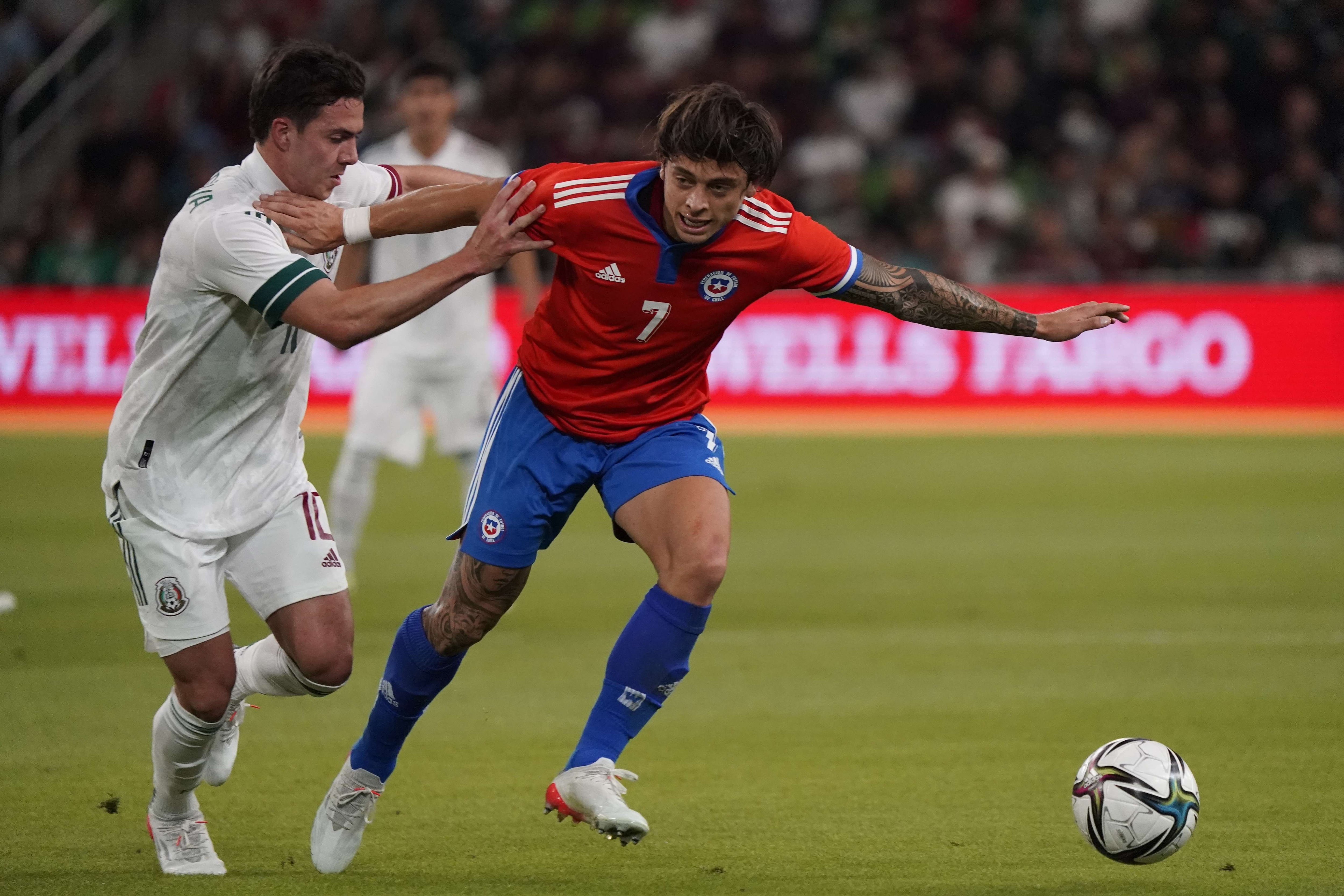 Joaquín Montecinos, en el amistoso de la Selección ante México