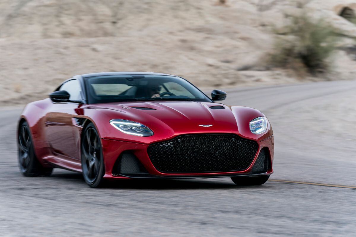 DBS-Superleggera-6.jpg