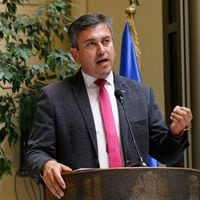 Chile Vamos manifiesta “sorpresa” y “molestia” por triunfo de Cariola (PC): apunta contra “diputado republicano” por no asistir a votar