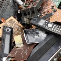 ¿Qué se hace con los desechos electrónicos?