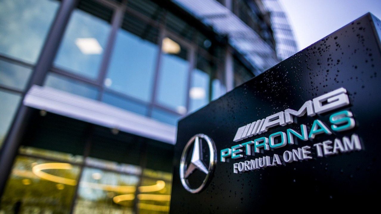 Mercedes Petronas