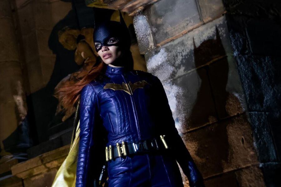 La actriz Leslie Grace presentó nuevas imágenes de la película de Batgirl  que nunca será - La Tercera