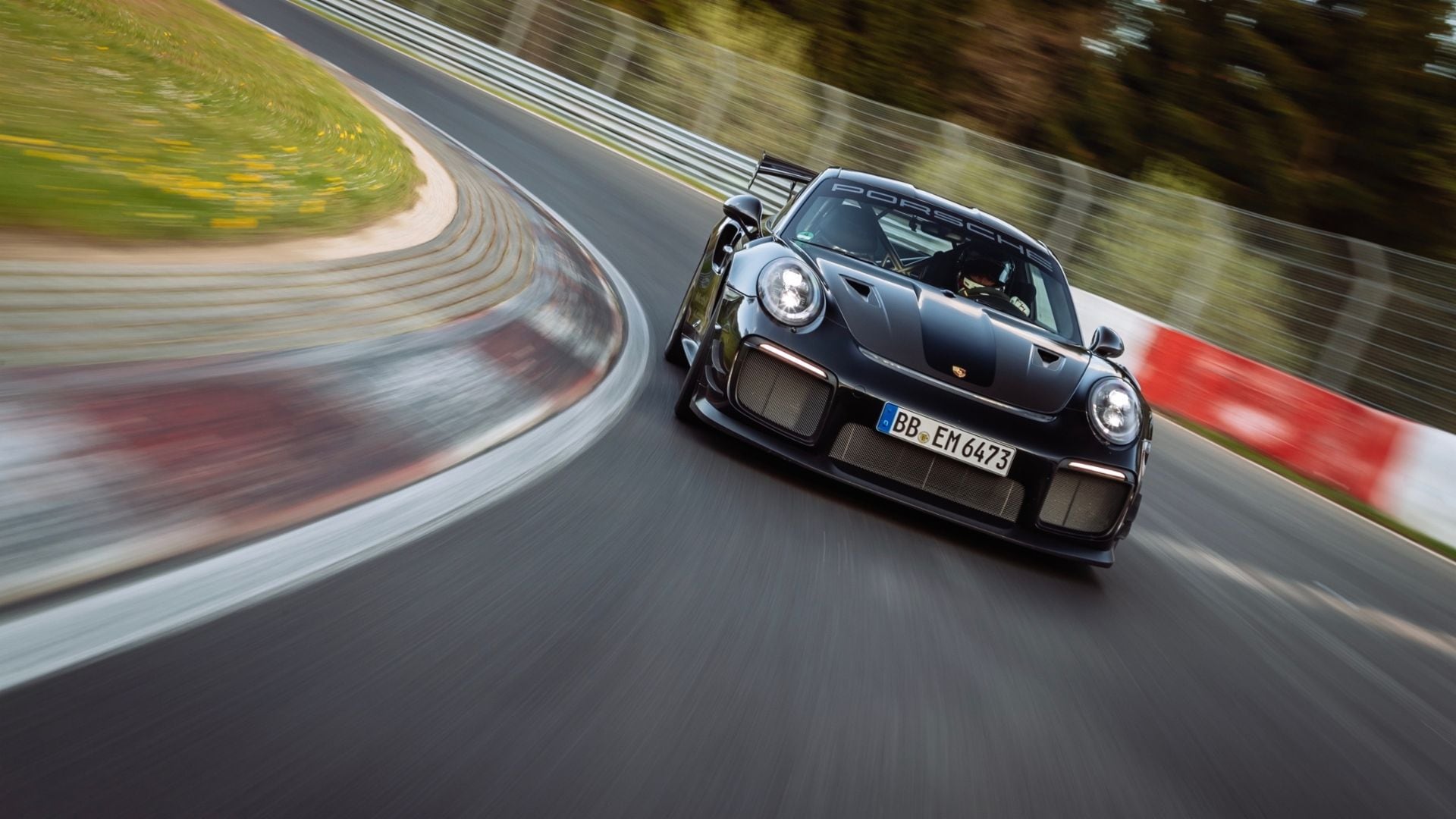 Porsche 911 GT2 RS