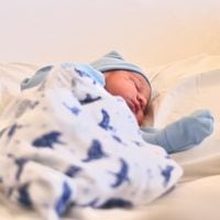 Samuel, el primer bebé nacido en la Región Metropolitana durante 2024