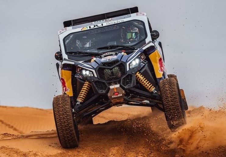 Chaleco López sigue liderando la categoría de los prototipos ligeros del Dakar 2022.