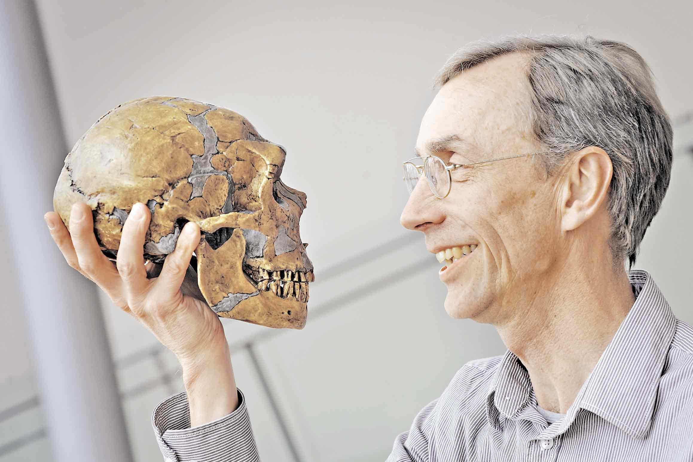 Svante Pääbo, Nobel de Medicina: “Los neandertales estaban vivos hace sólo 40 mil años y conocieron a nuestros ancestros”