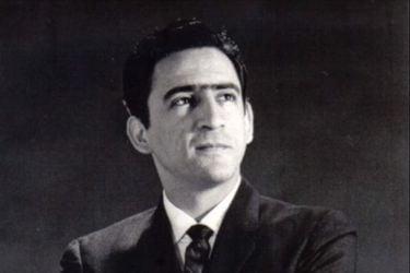 Mario Barrientos, el tenor que interpretó los himnos de Colo Colo, Magallanes y Temuco.